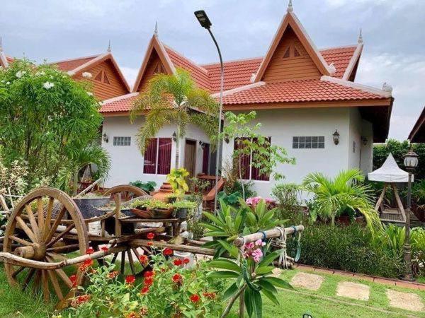 Ravorn Villa Boutique Battambang Exteriör bild