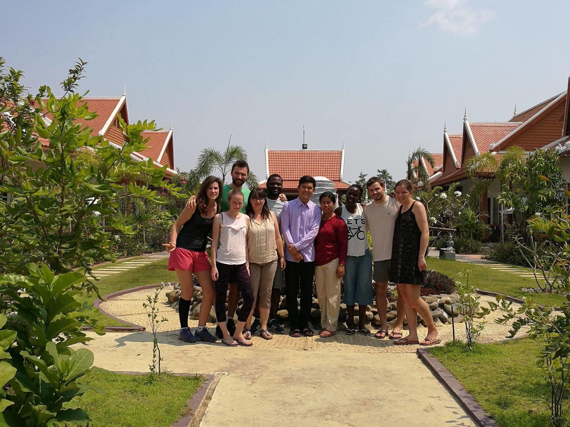 Ravorn Villa Boutique Battambang Exteriör bild
